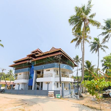 Oyo 11891 Amare Beach Resorts Alappuzha Eksteriør billede