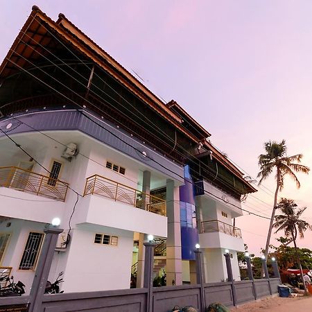Oyo 11891 Amare Beach Resorts Alappuzha Eksteriør billede
