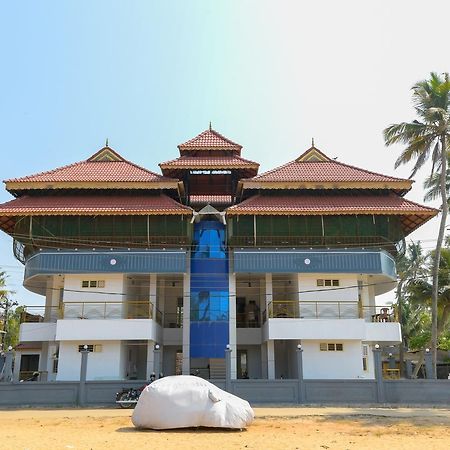 Oyo 11891 Amare Beach Resorts Alappuzha Eksteriør billede